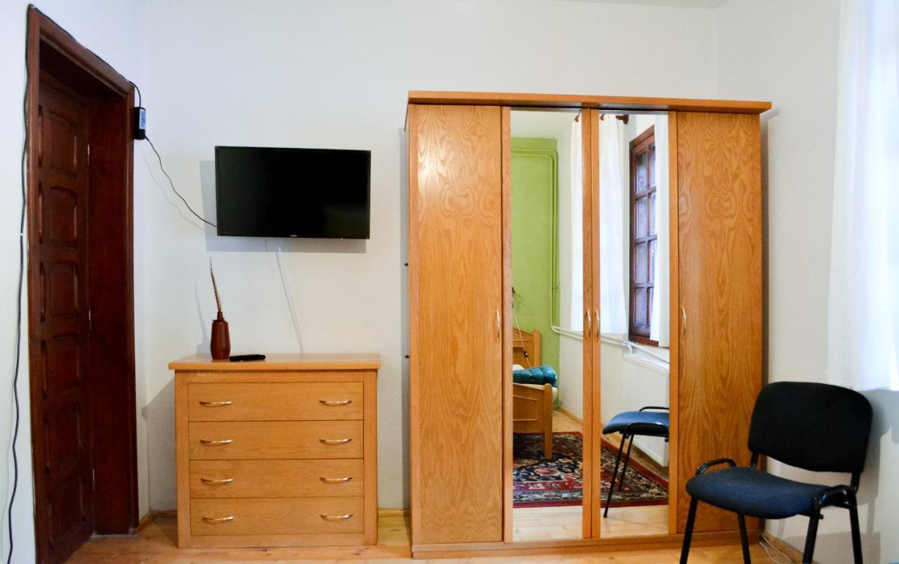 Grandpa'S Hidden Crib, 6 Bedroom, Pet Friendly Sinaia Zewnętrze zdjęcie