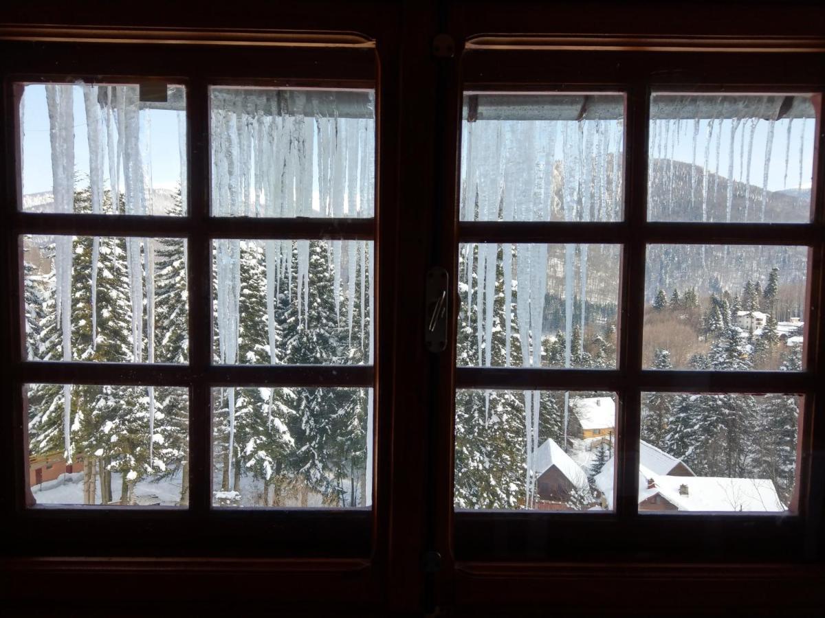 Grandpa'S Hidden Crib, 6 Bedroom, Pet Friendly Sinaia Zewnętrze zdjęcie
