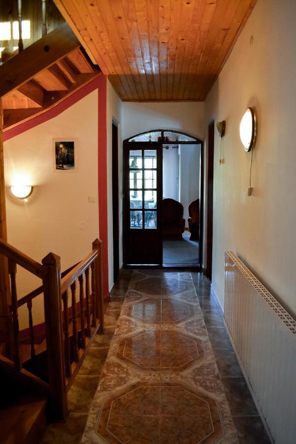 Grandpa'S Hidden Crib, 6 Bedroom, Pet Friendly Sinaia Zewnętrze zdjęcie